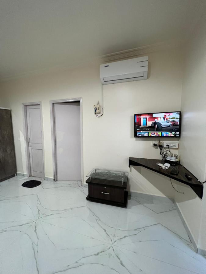 Studio Apartment -Dom Francisco Candolim Exterior photo